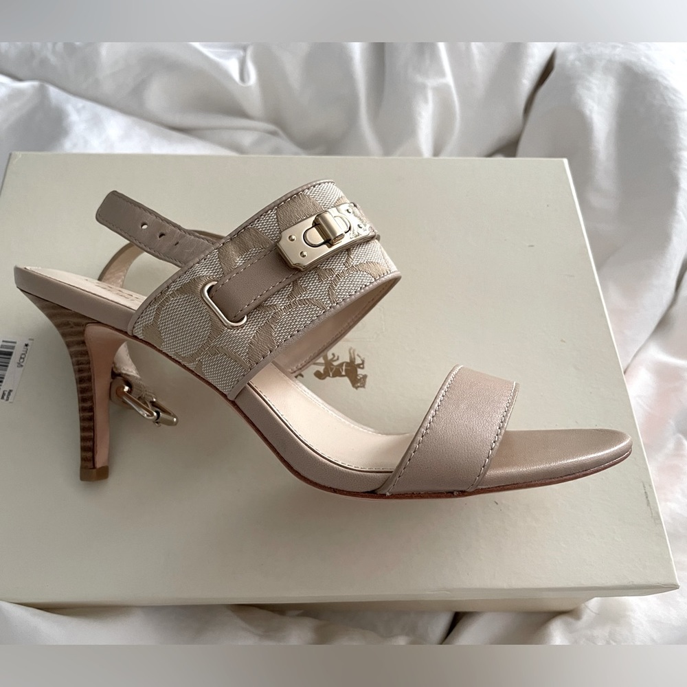 Coach light Khaki Raya Sandals Heels size 8.5